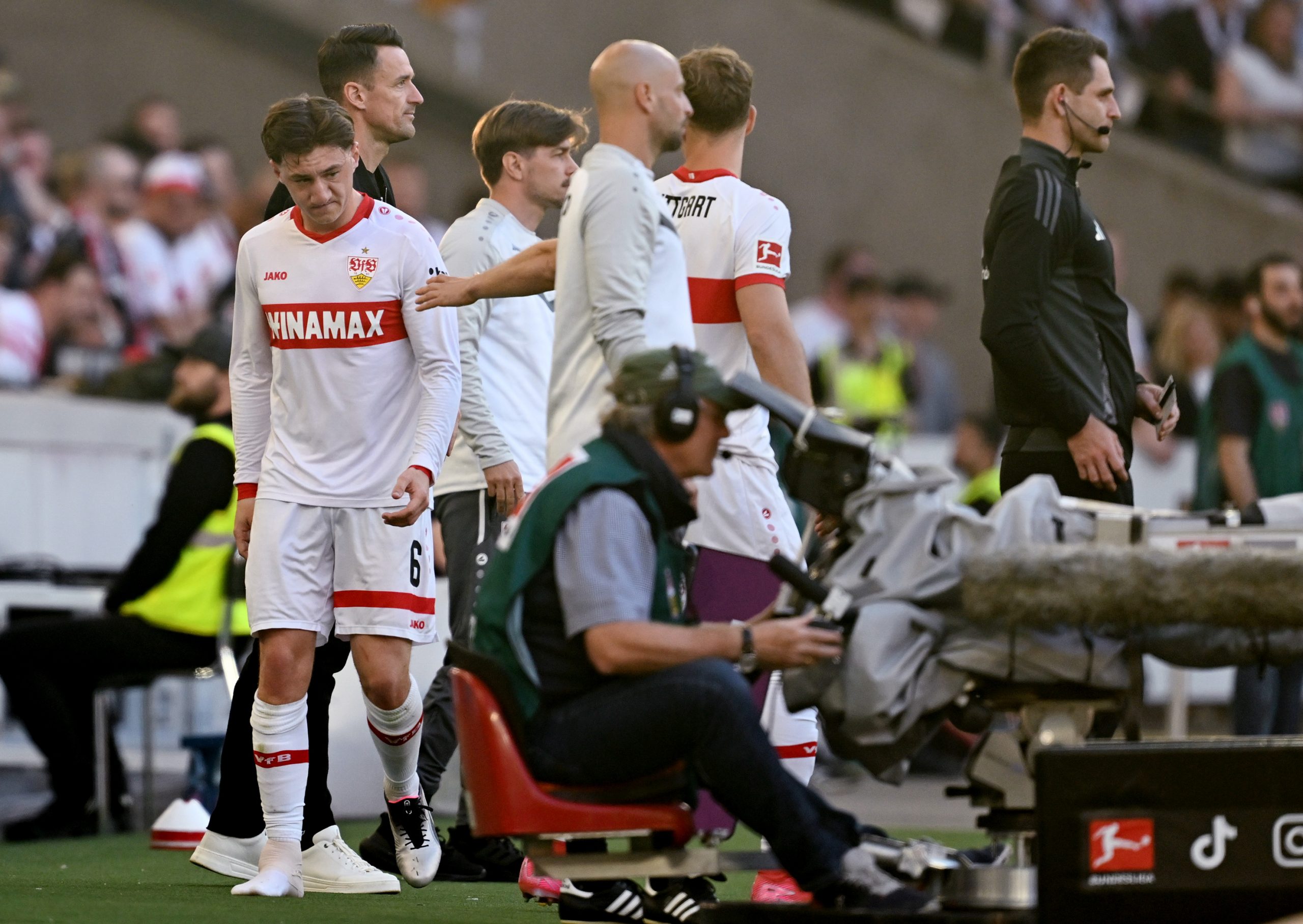 Blessure de Stiller : le VfB Stuttgart garde espoir pour la finale de la DFB-Pokal