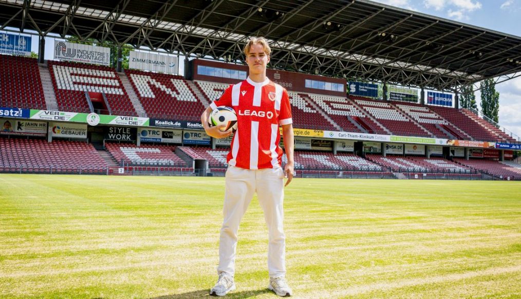 OFFICIEL : Lukas Michelbrink rejoint le FC Energie Cottbus en prêt