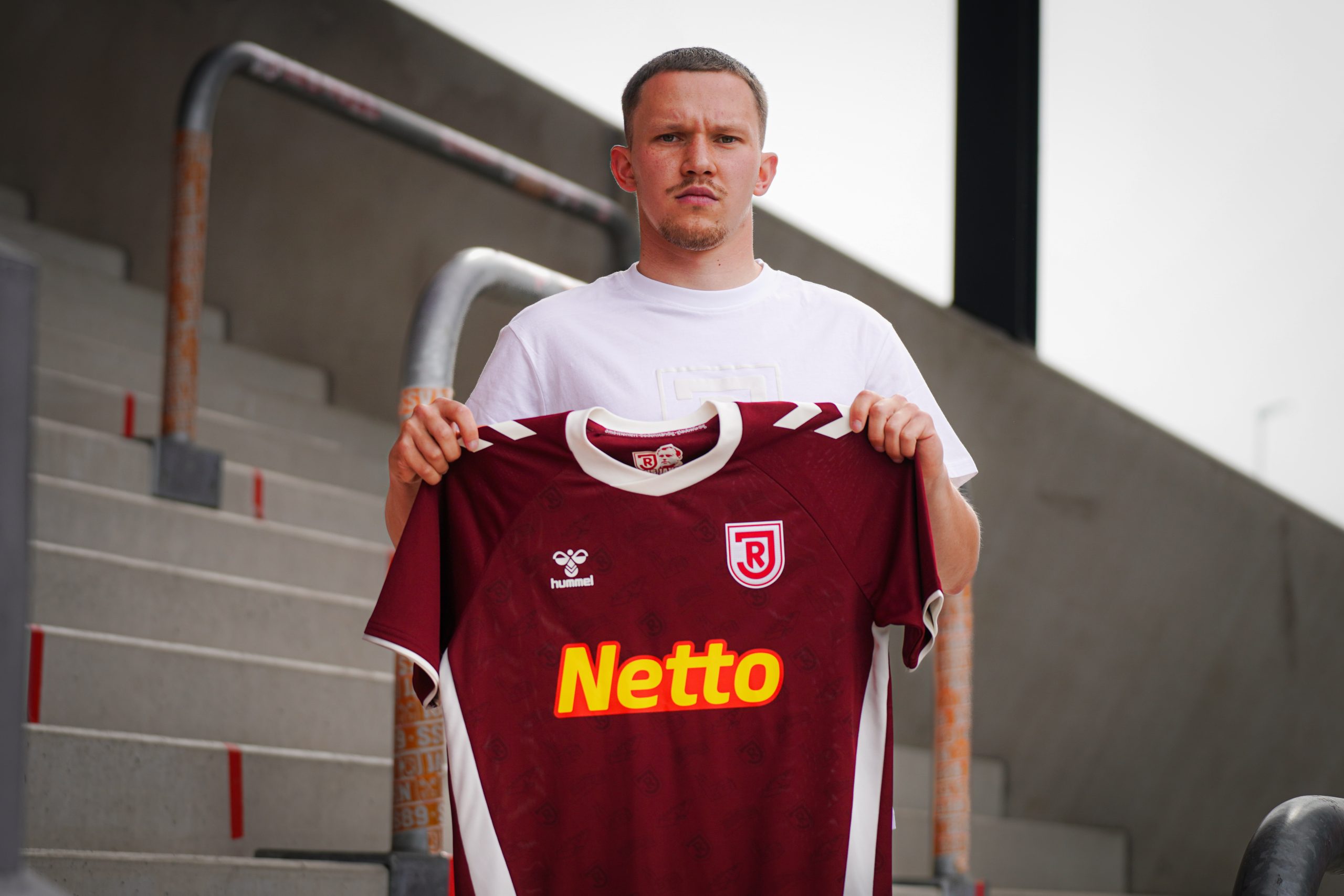 OFFICIEL : Phil Beckhoff rejoint le SSV Jahn Regensburg