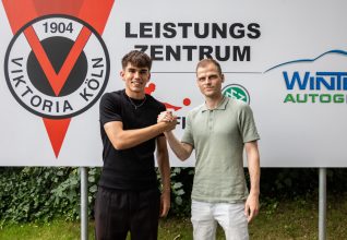 Le Viktoria Köln prolonge Oskar Hill et le prête en cinquième division