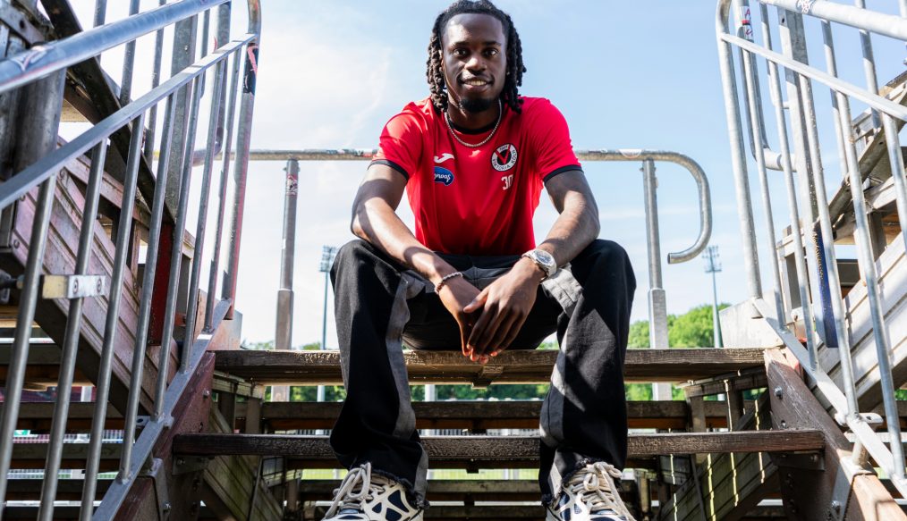 OFFICIEL : Yannick Tonye rejoint le Viktoria Köln