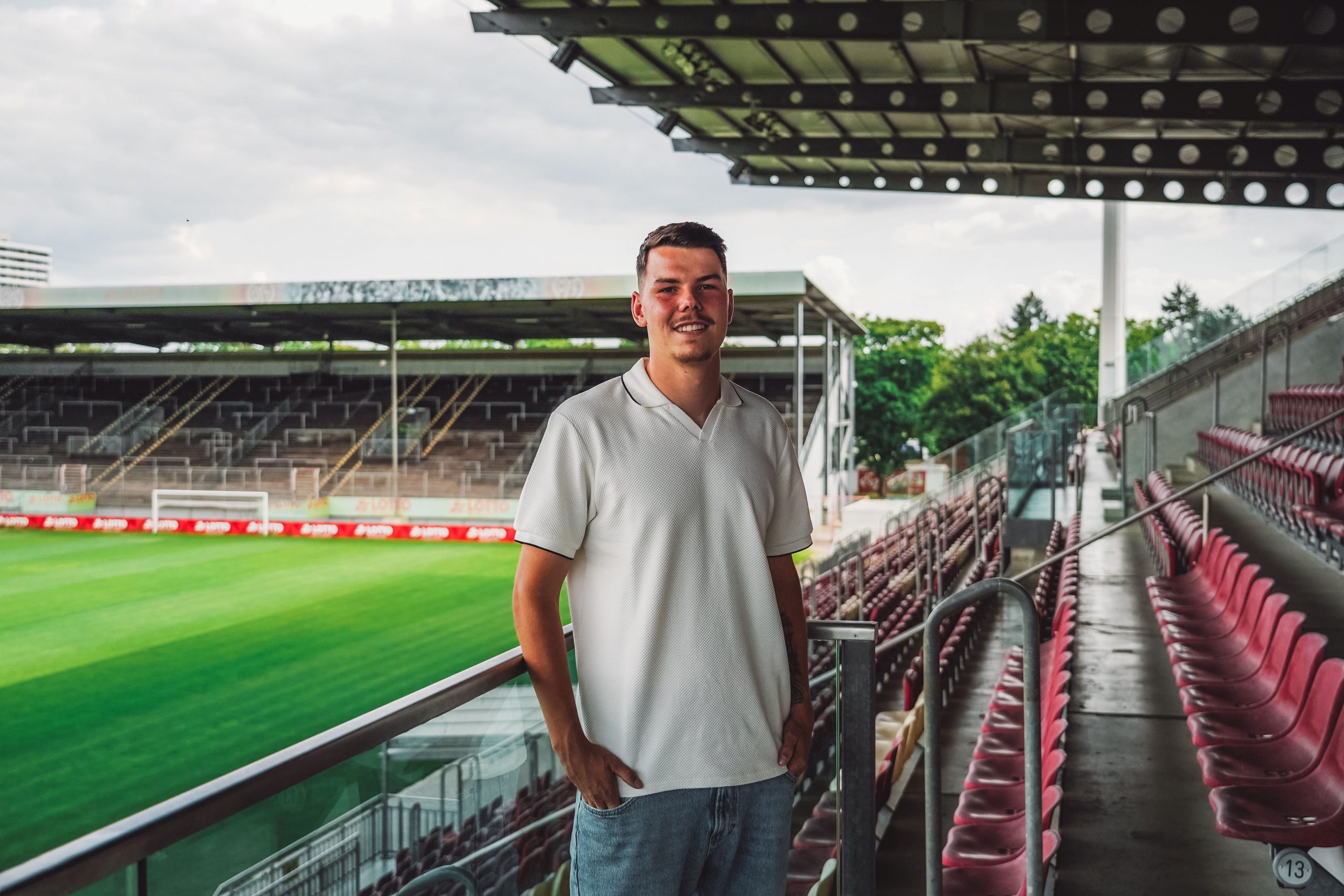 Mainz 05 mise sur la jeunesse : Jayson Videira rejoint l’équipe U23 Mainz 05 mise sur la jeunesse : Jayson Videira rejoint l’équipe U23