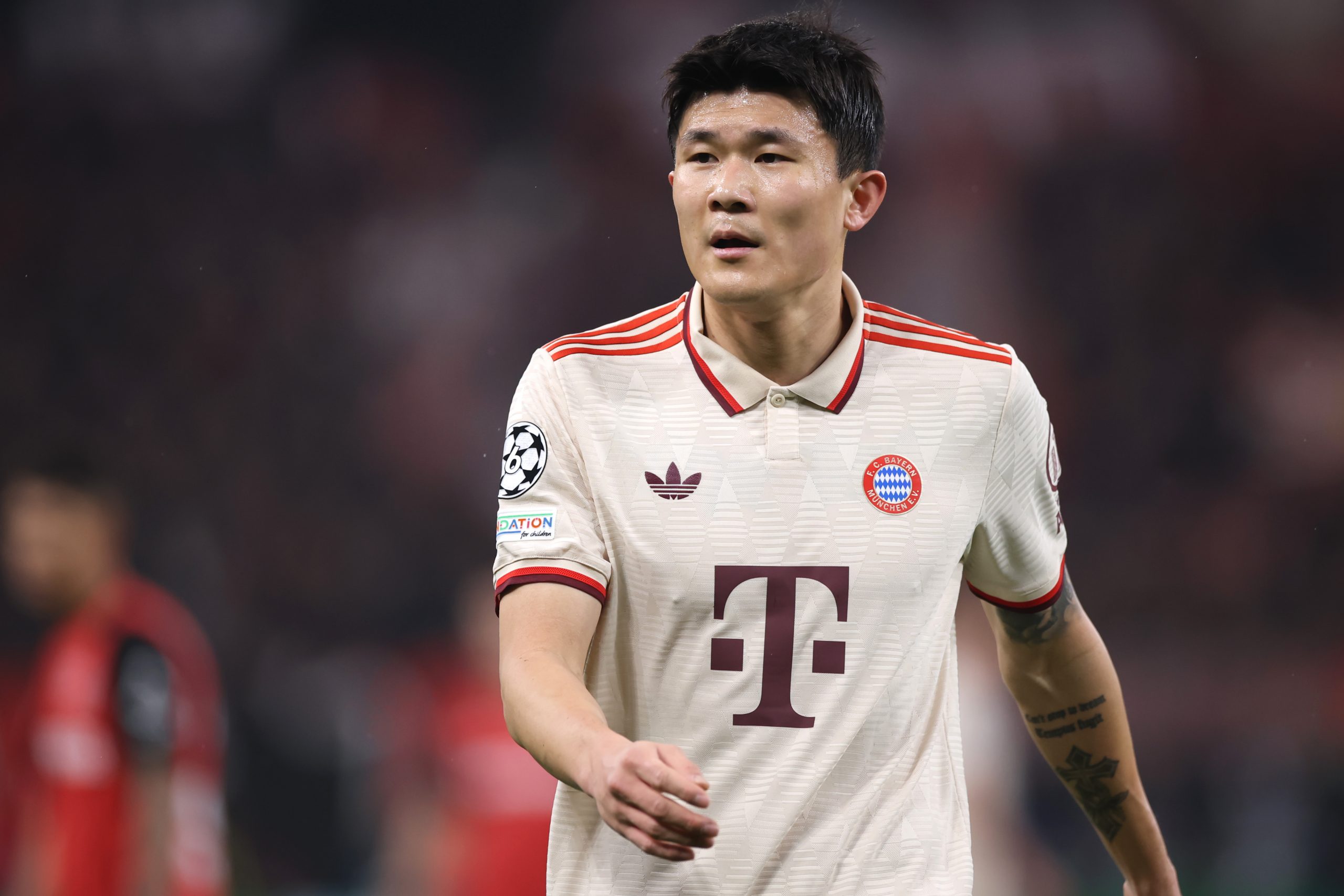Le PSG s’intéresse à Kim Min-jae : Luis Campos a rencontré son agent !