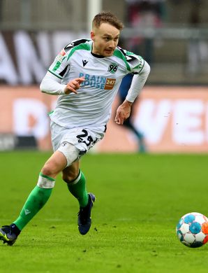 Greuther Fürth recrute Jannik Dehm pour encadrer sa jeune défense