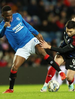 Copenhague va-t-il perdre son joyau suédois ? Wolfsburg fonce sur Roony Bardghji !