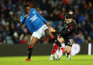 Copenhague va-t-il perdre son joyau suédois ? Wolfsburg fonce sur Roony Bardghji !