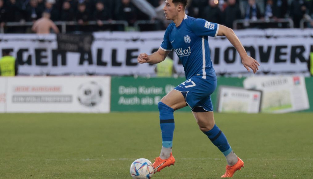 Le SSV Ulm 1846 renforce sa défense avec Lukas Mazagg