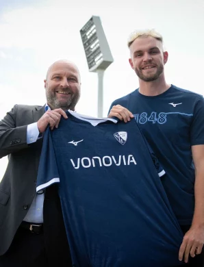 OFFICIEL : Le VfL Bochum renforce sa défense avec Philipp Strompf !