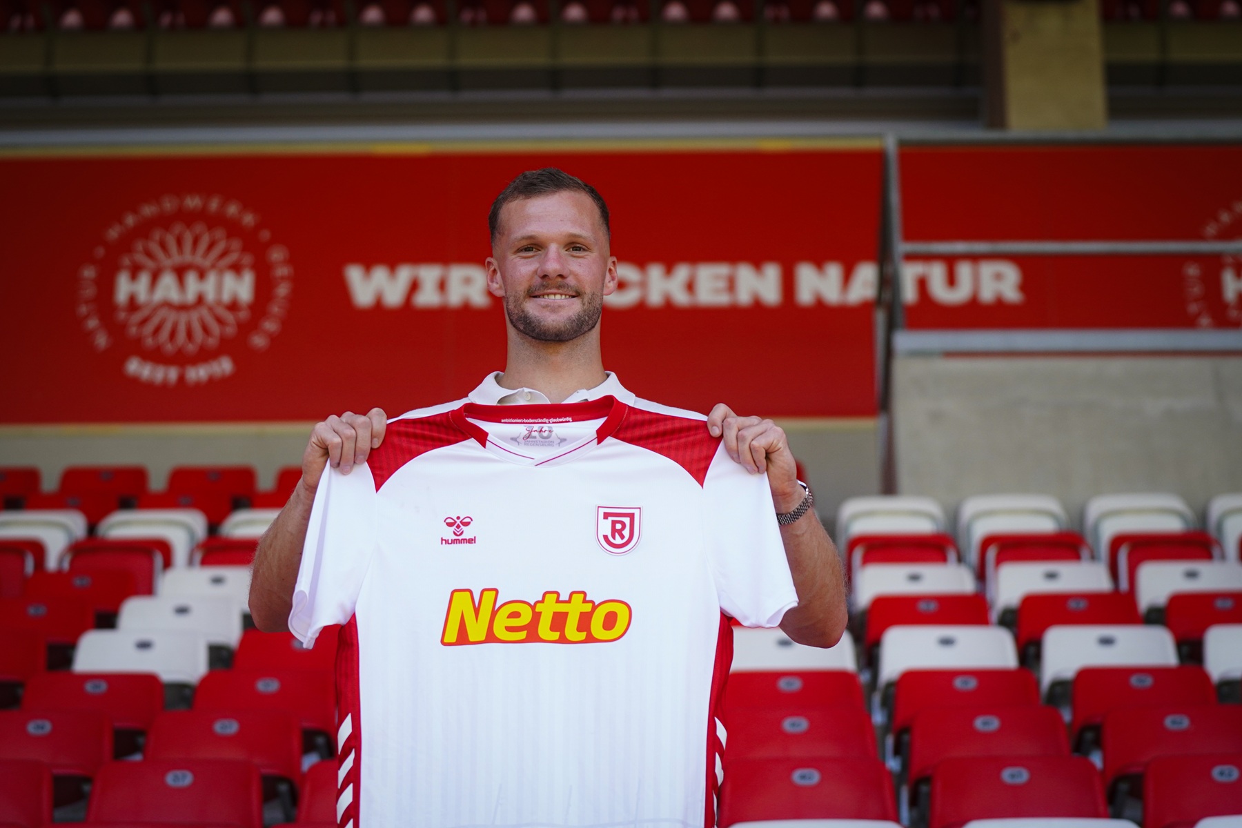 OFFICIEL : Eric Hottmann prolonge au SSV Jahn Regensburg jusqu’en 2027