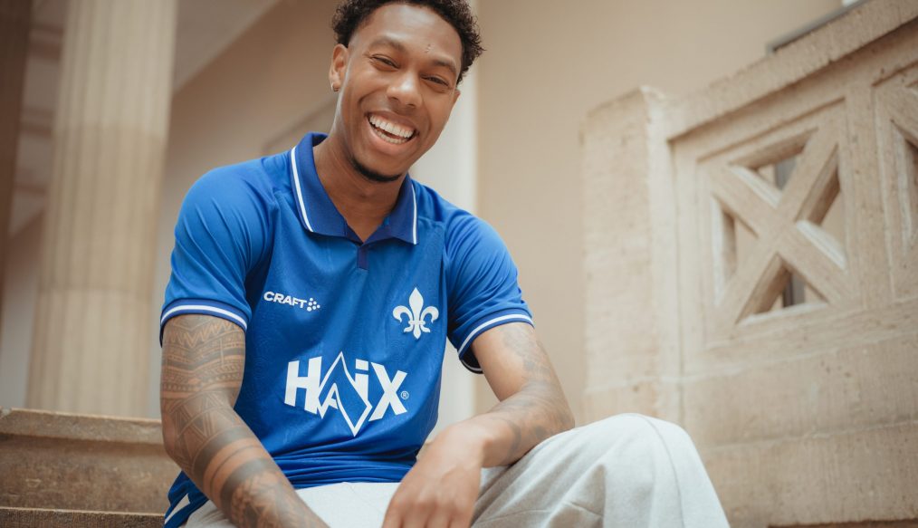 Maillot 2025/26 : le SV Darmstadt 98 signe peut-être la pièce la plus élégante de la saison !