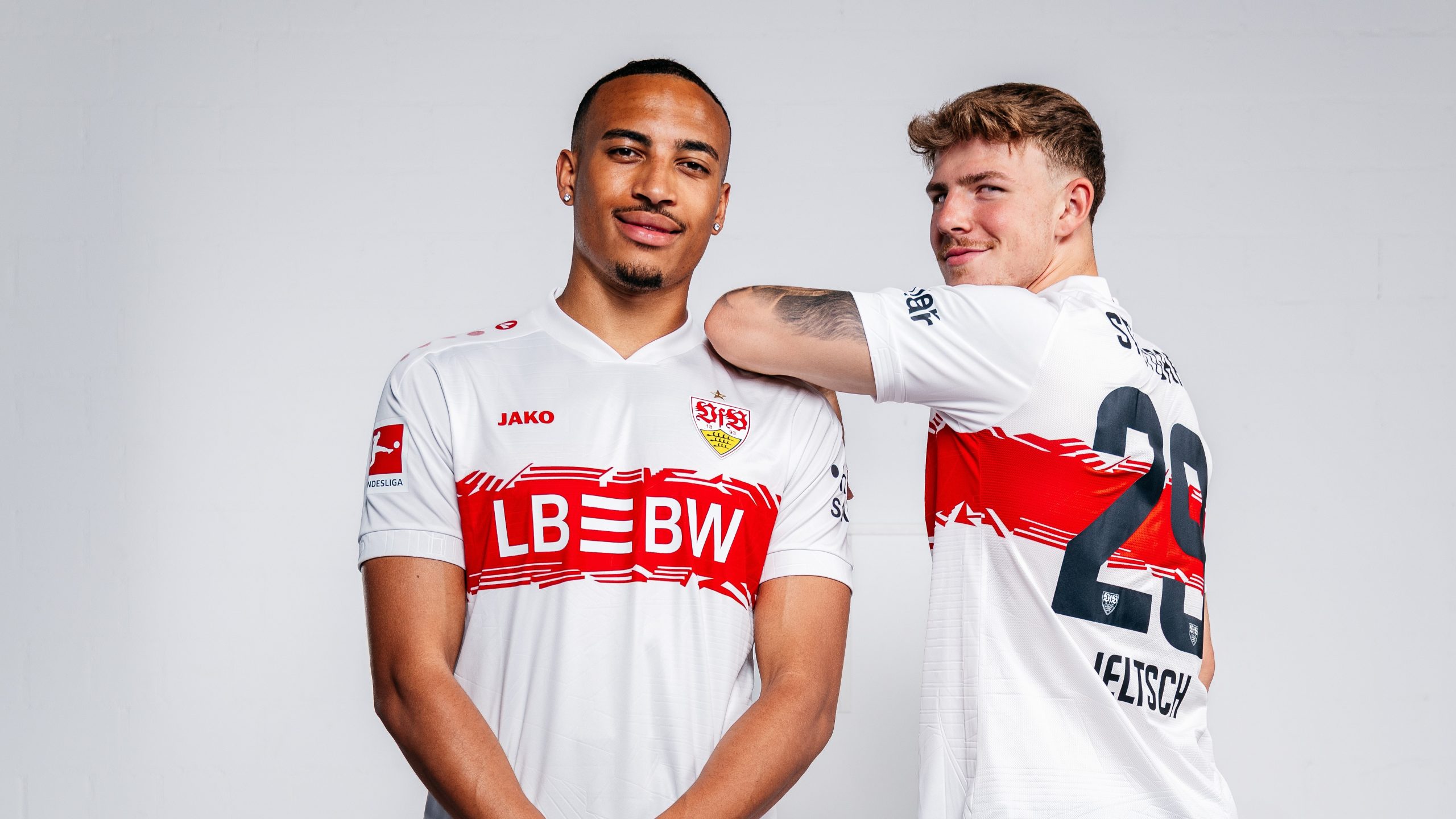 Découvrez les maillots domicile de la Bundesliga 2025/2026 !