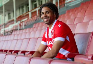 OFFICIEL : Leon Guwara rejoint le FC Energie Cottbus après un essai concluant !