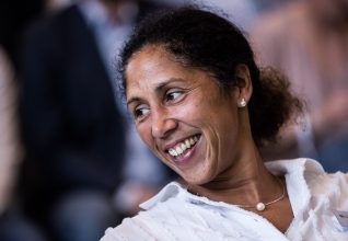 OFFICIEL : Steffi Jones entre dans l’histoire du FC Schalke 04