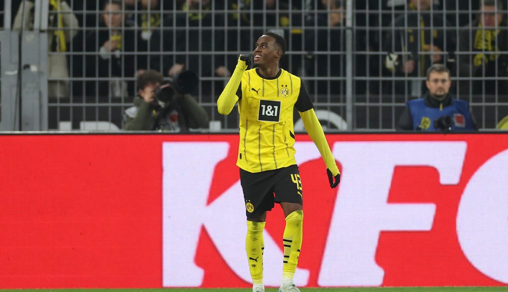 OFFICIEL : Jamie Gittens quitte le Borussia Dortmund et rejoint Chelsea !