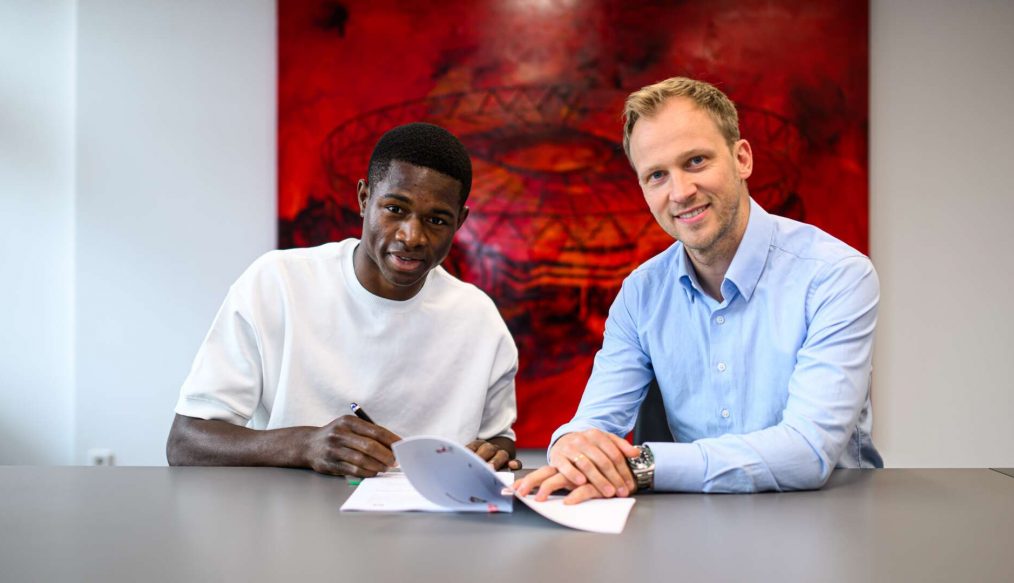 OFFICIEL : Le Bayer Leverkusen s’offre la pépite Camerounaise, Christian Kofane !