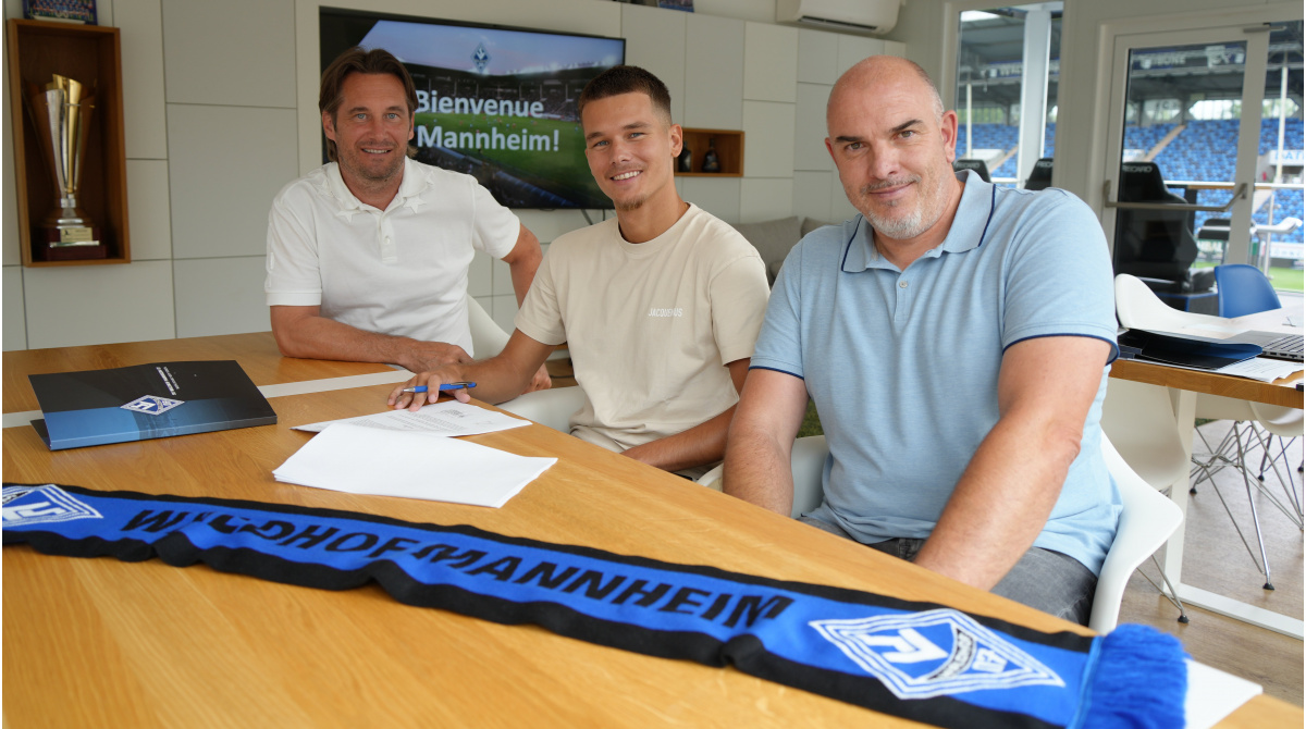 OFFICIEL : Le Waldhof Mannheim mise sur le sochalien Diego Michel pour renforcer son milieu ! OFFICIEL : Le Waldhof Mannheim mise sur le sochalien Diego Michel pour renforcer son milieu !