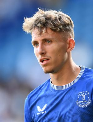 Jesper Lindstrøm vers un retour en Bundesliga ? Wolfsburg tente le coup !