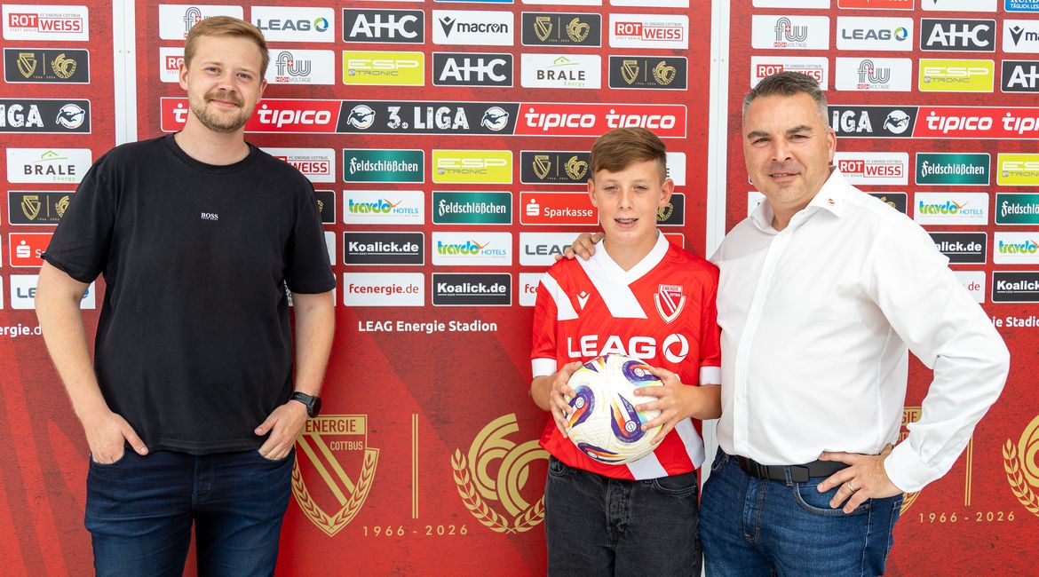“Un hôtel, un club, une passion” : l’étonnante alliance qui propulse le FC Energie Cottbus !