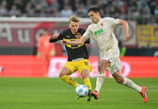 Rebondissement à Augsburg : ce roc défensif tout proche de rejoindre Köln !