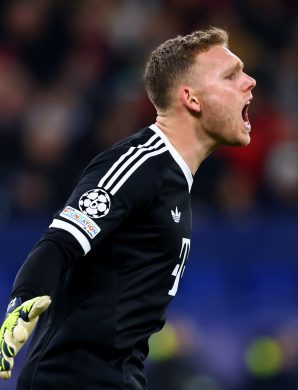 Daniel Peretz sur le départ : Deux clubs de Ligue 1 entrent en lice, le HSV en retrait