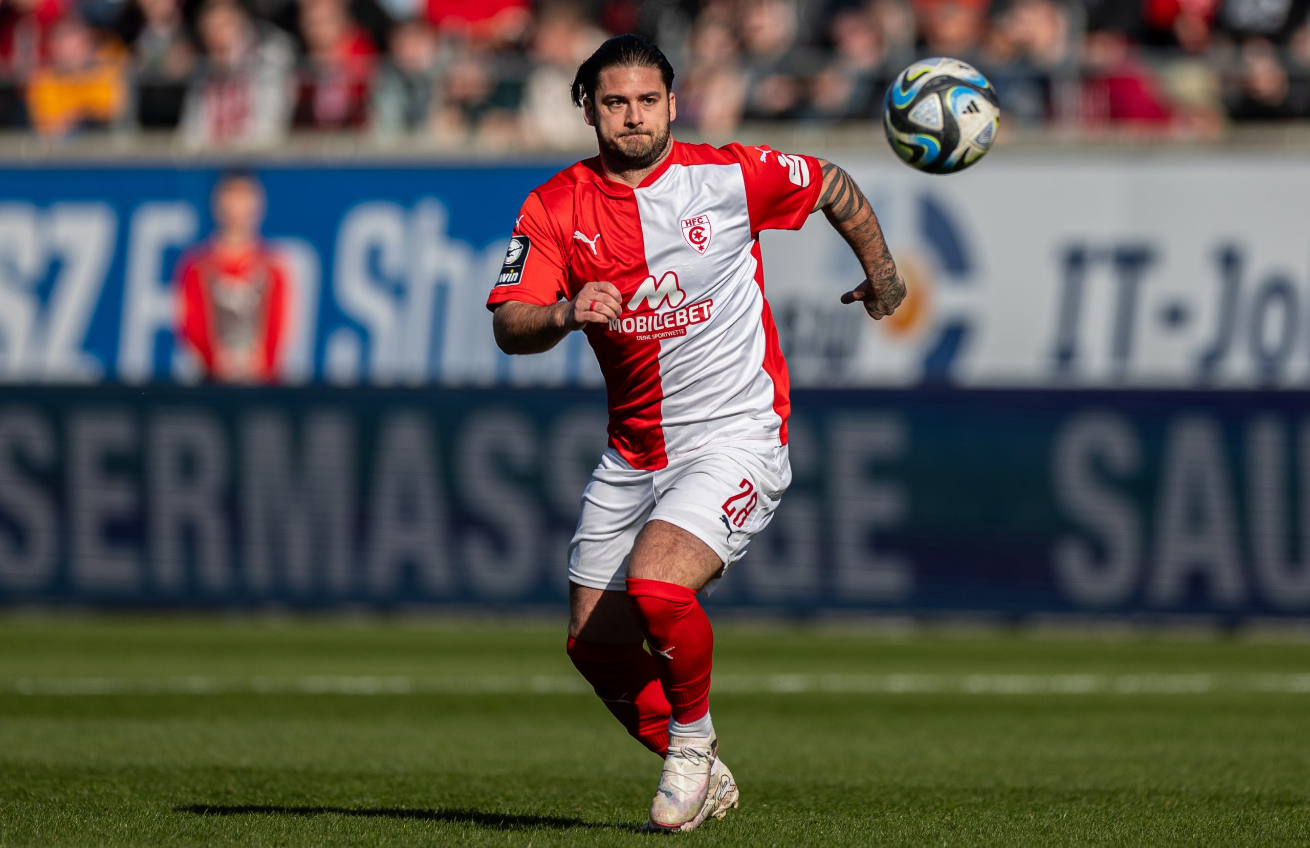 Après trois descentes de suite, Baumann débarque à Saarbrücken… pour viser la montée !