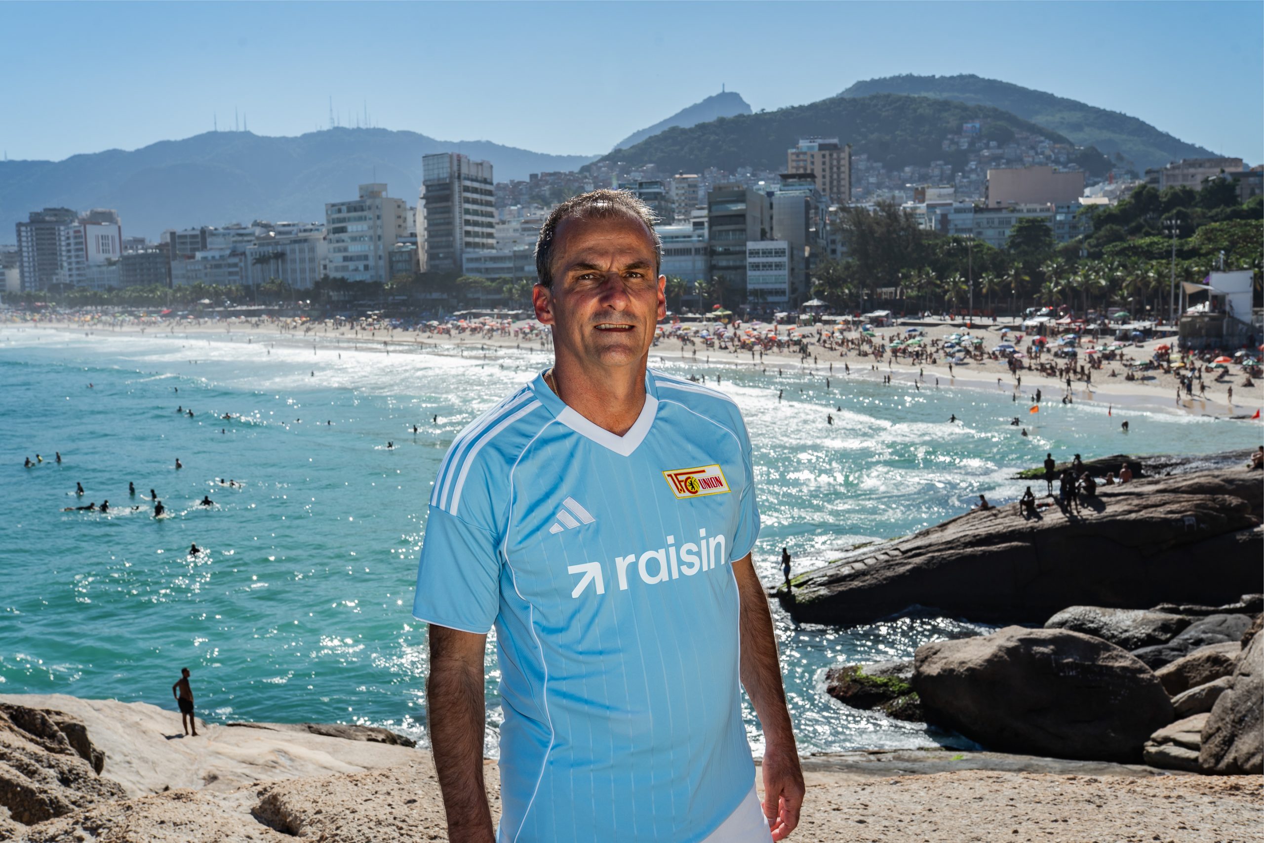De Rio de Janeiro à Berlin.. le 1.FC Union présente son nouveau maillot extérieur !