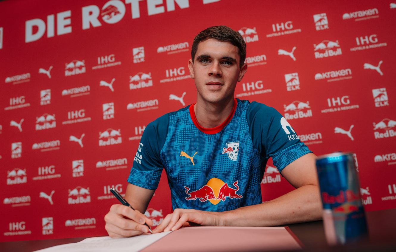 OFFICIEL : Kosta Nedeljkovic reste une saison de plus au RB Leipzig !