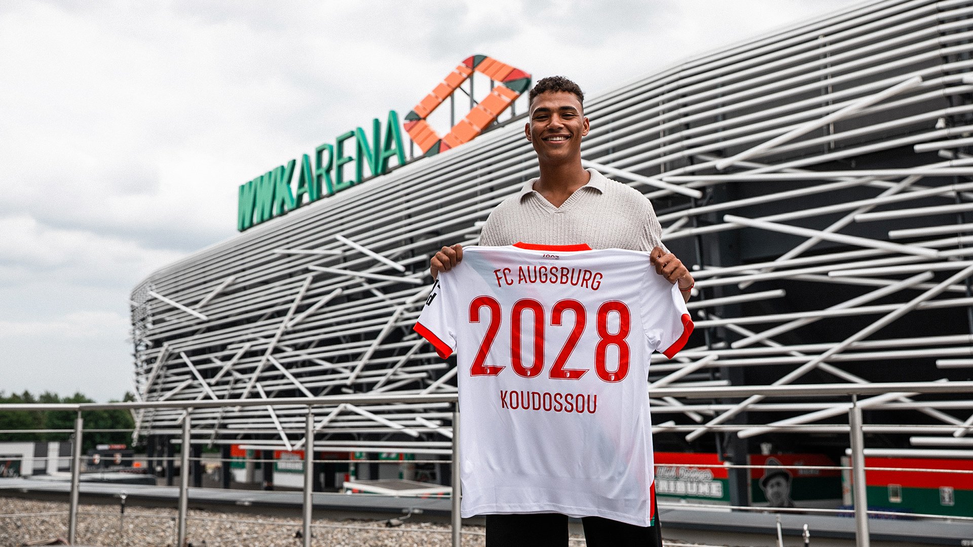 Henri Koudossou prolonge son aventure avec le FC Augsburg jusqu’en 2028