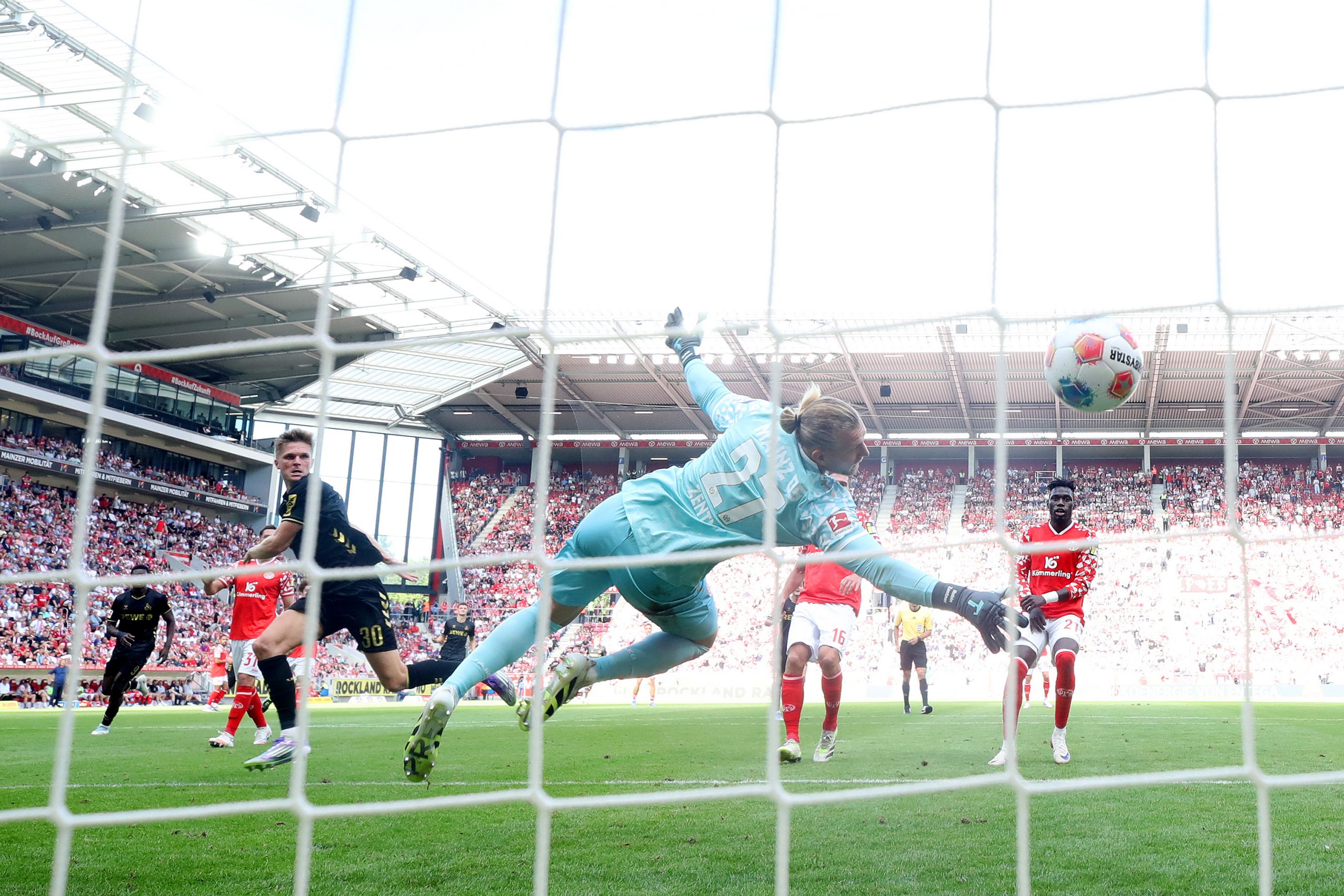 Le 1.FC Köln s’impose à Mainz grâce à un but dans les dernières secondes !