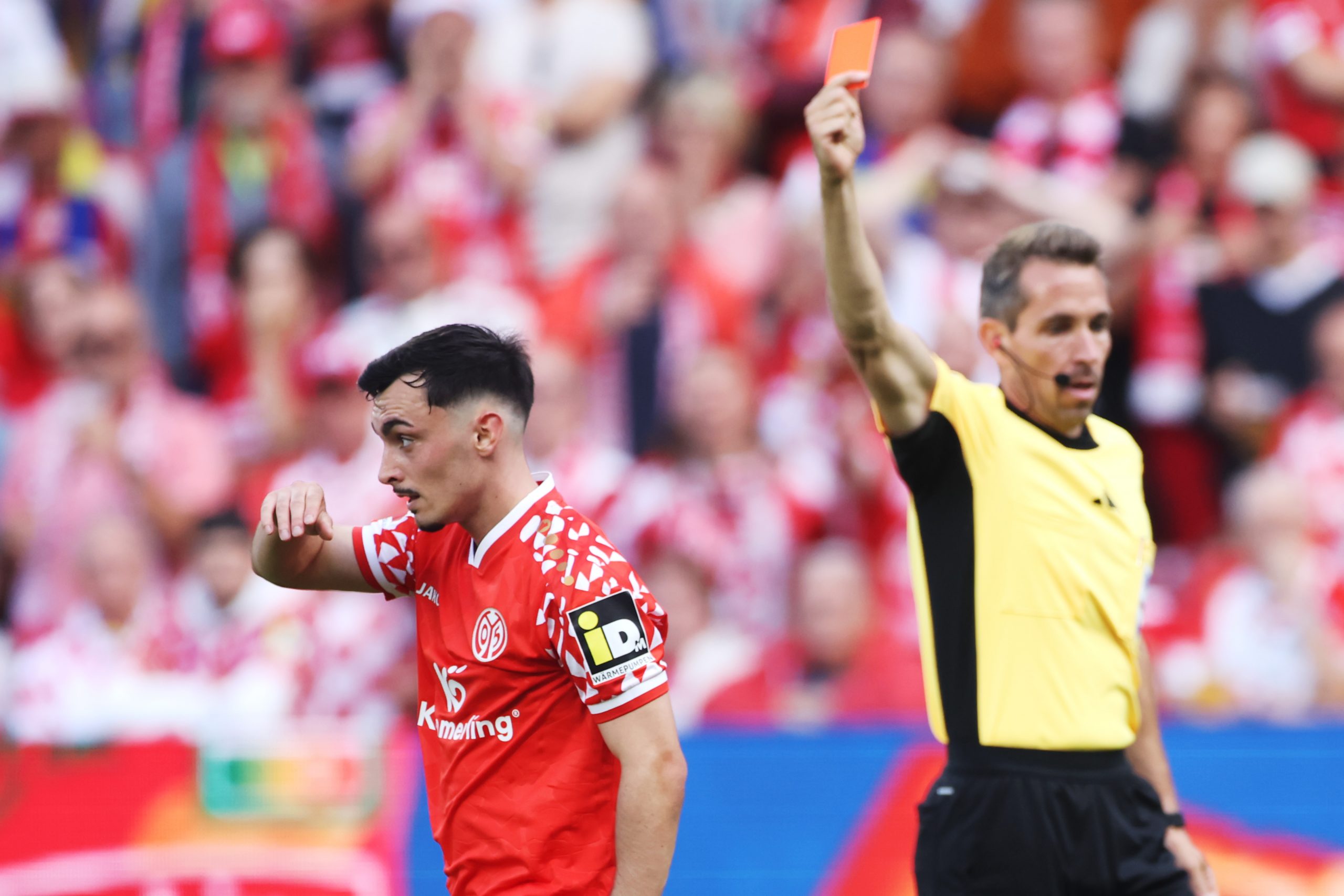 Coup dur pour Mainz : Paul Nebel suspendu deux matchs après son carton rouge
