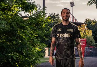 L’Union Berlin dévoile son nouveau maillot extérieur.. et c’est un BANGER !