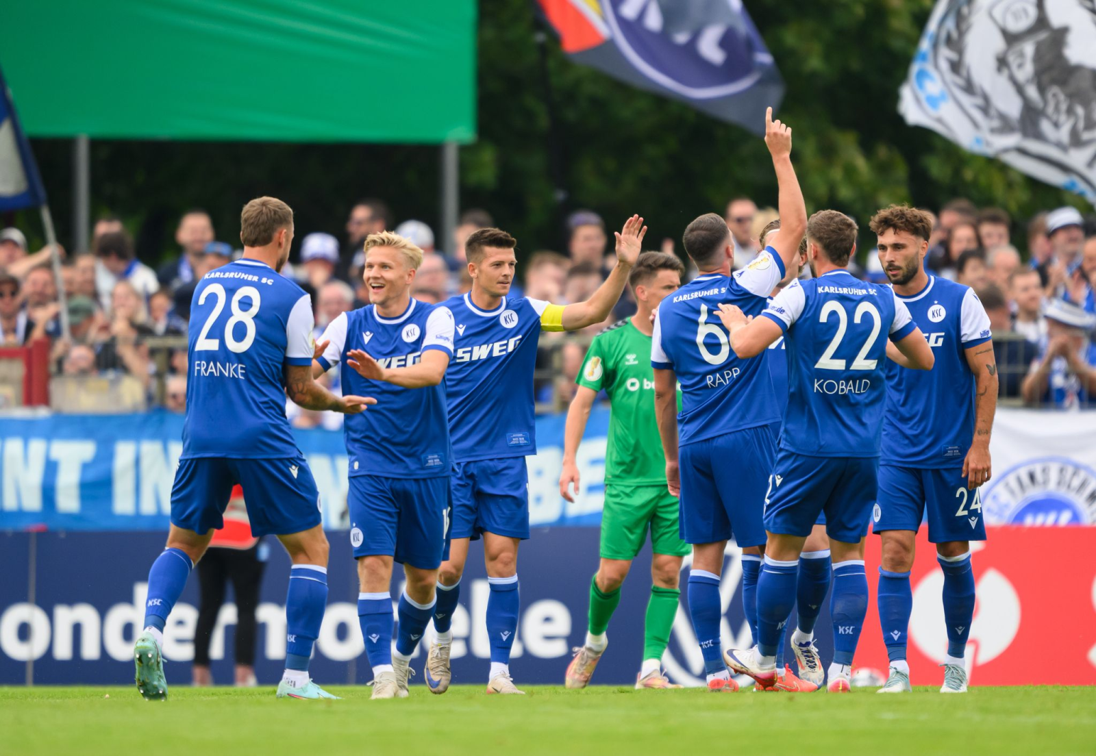 Karlsruhe déroule face à Meuselwitz et file en 2ème tour de Pokal !