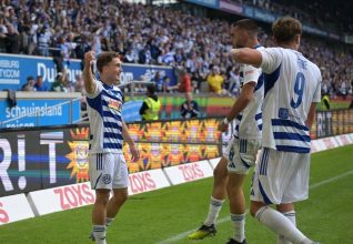 [VIDEO] Sussek entre, brille et permet à Duisburg de s’imposer face au VfB Stuttgart II !