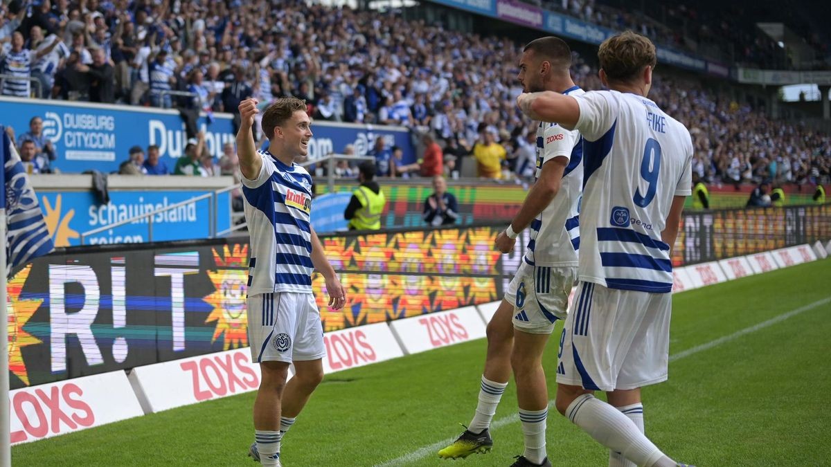 [VIDEO] Sussek entre, brille et permet à Duisburg de s’imposer face au VfB Stuttgart II !