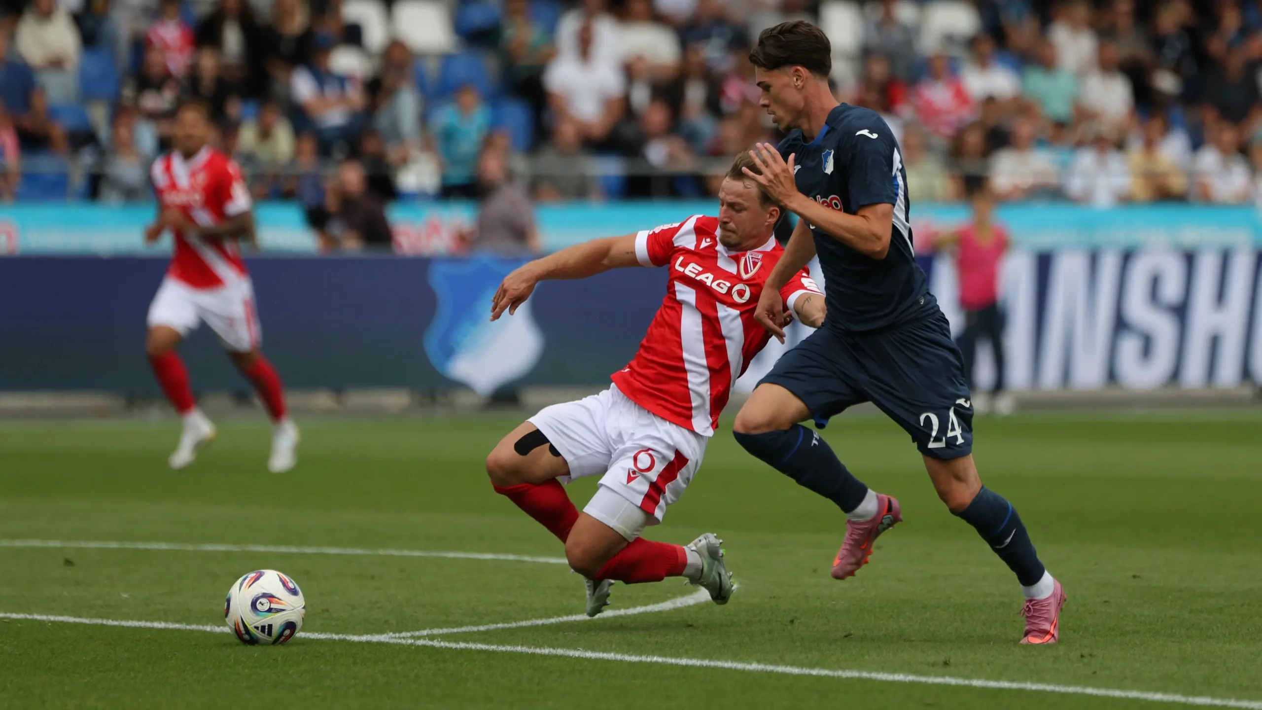 [VIDEO] Grosse désillusion pour Cottbus, le TSG Hoffenheim II surprend les Lausitzer !