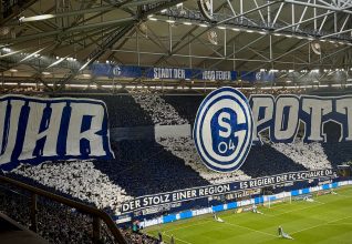 Derby de folie : Schalke 04 s’impose en fin de match contre le VfL Bochum !