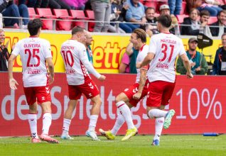 [VIDEO] Le SSV Jahn Regensburg lance enfin sa saison et punit Schweinfurt !