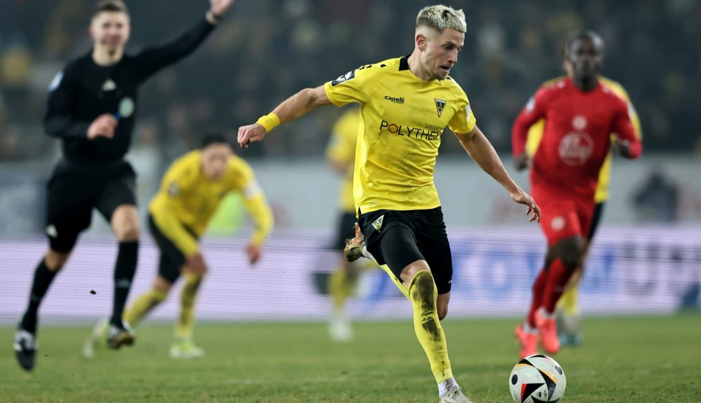 OFFICIEL : Niklas Castelle repart en prêt à l’Alemannia Aachen !