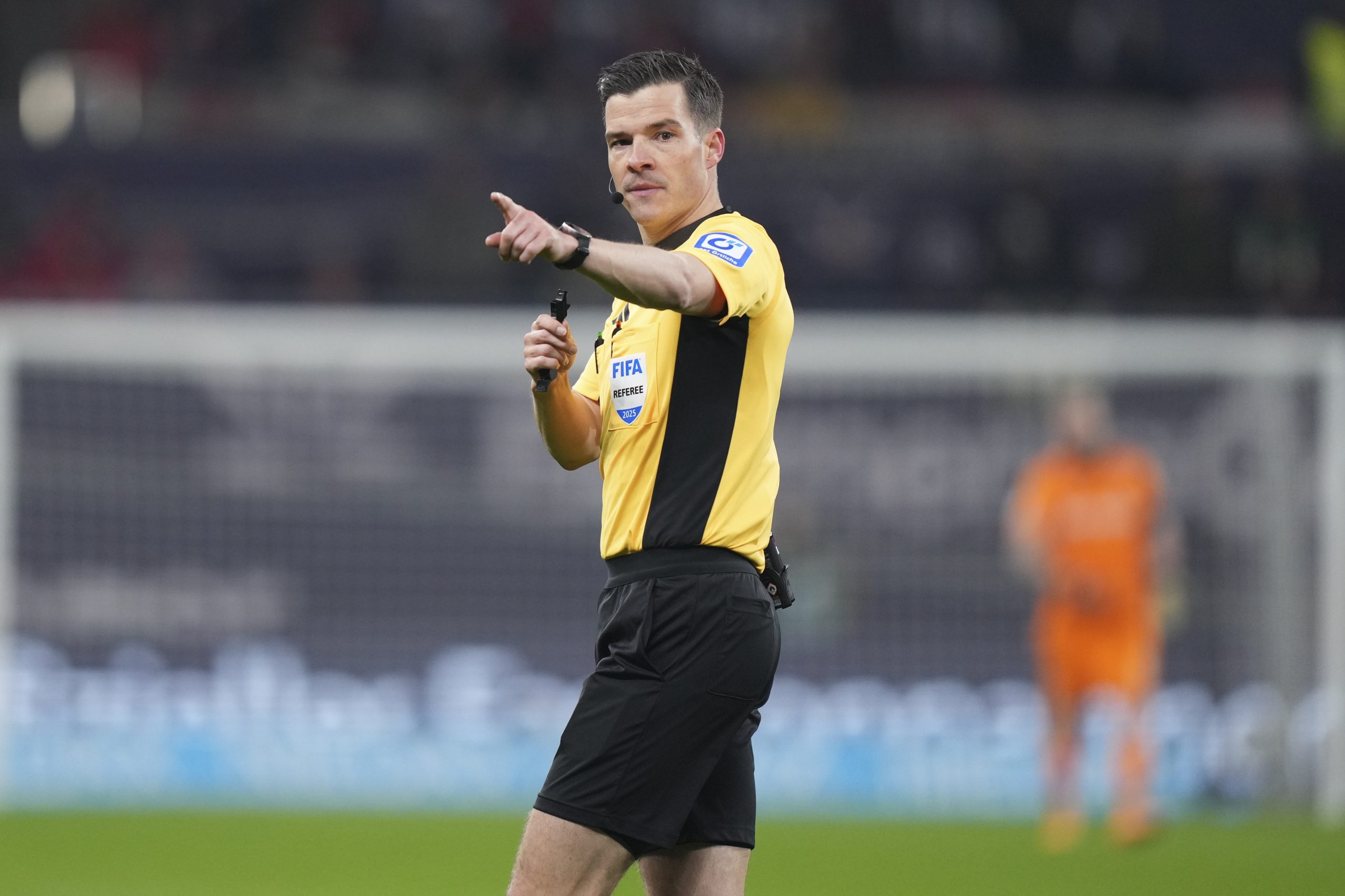 Harm Osmers choisi pour arbitrer la finale VfB – Bayern München