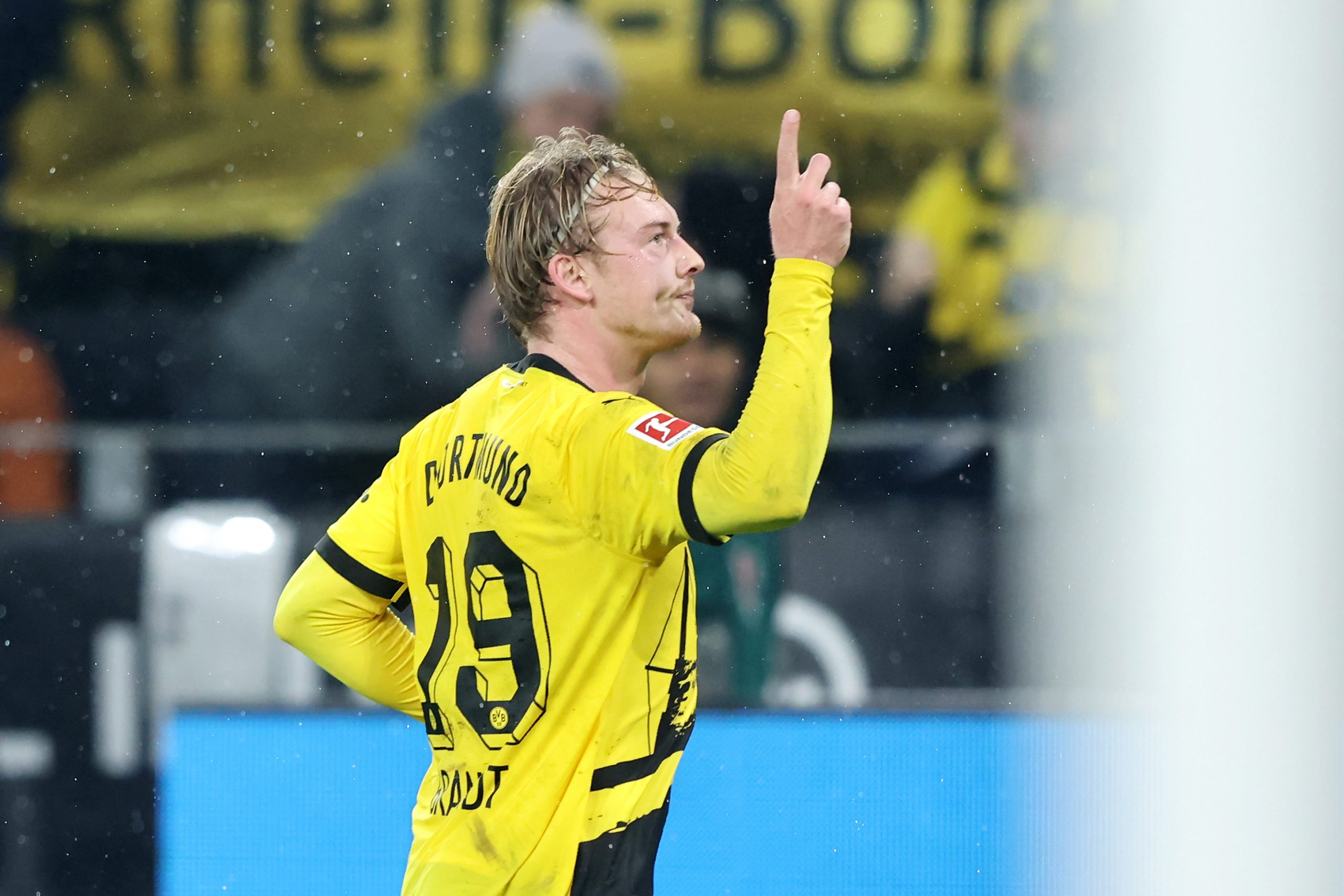 Niko Kovač compare Julian Brandt à Florian Wirtz ! Niko Kovač compare Julian Brandt à Florian Wirtz !