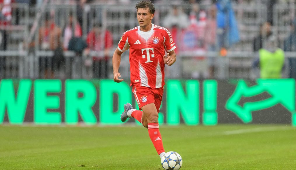 Coup dur pour le Bayern : Tom Bischof opéré en urgence et forfait contre Leipzig