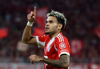 Le show Díaz, le triplé de Kane et la révélation Uzun : voici l’équipe type de la 1ère journée de Bundesliga !