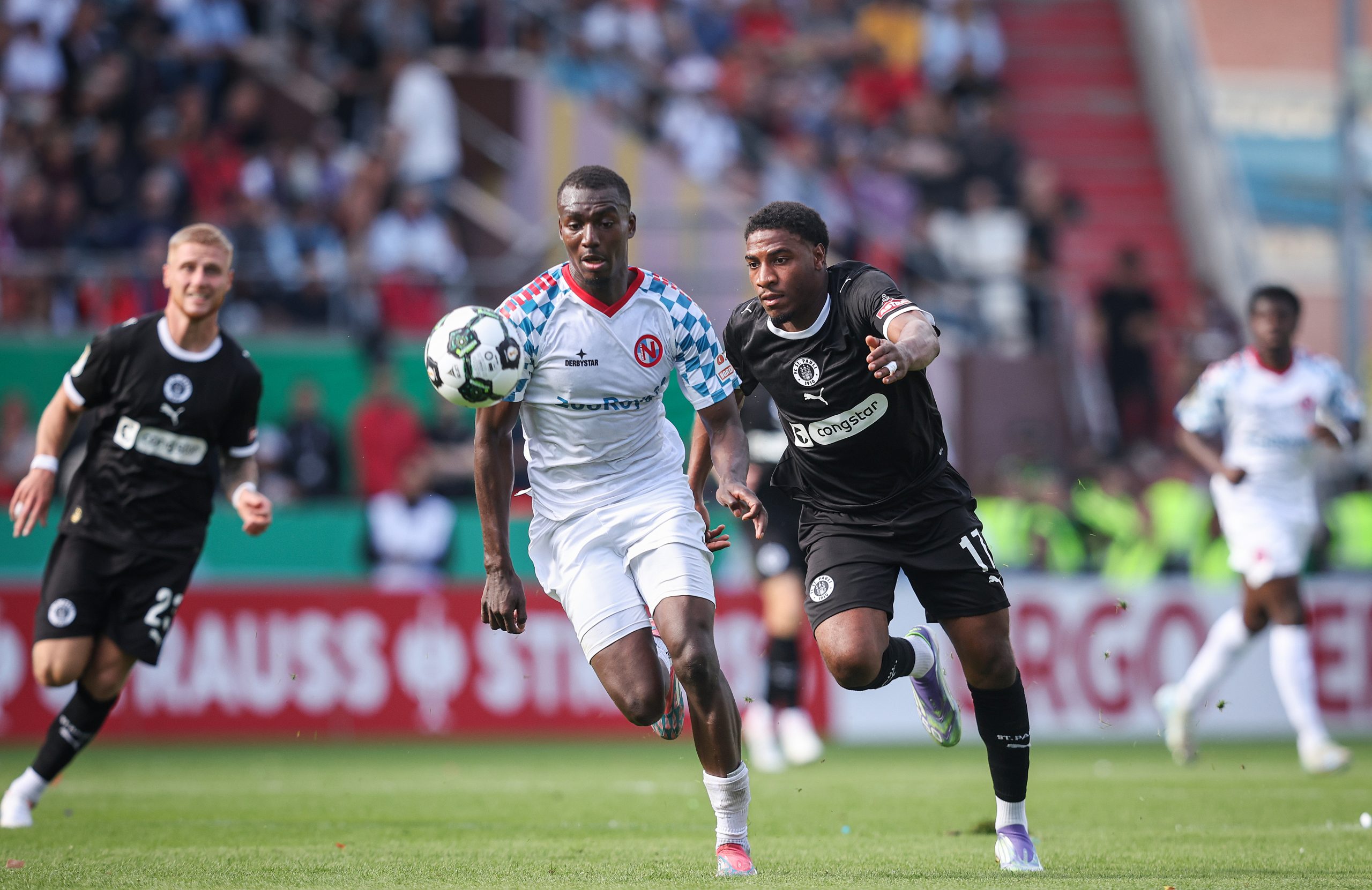 Sankt Pauli a tremblé mais a fini par passer : Norderstedt éliminé aux tirs au but !