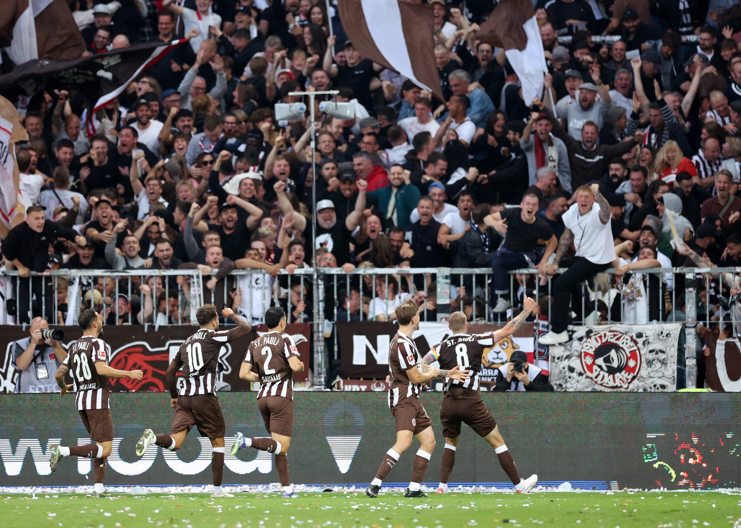 Incroyable scénario : Sankt Pauli renverse Dortmund en fin de match !