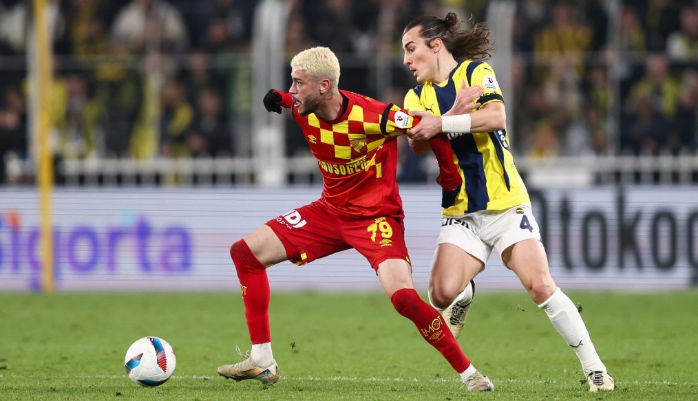 Transfert XXL en Bundesliga : un buteur brésilien débarque pour remplacer Seško à Leipzig !