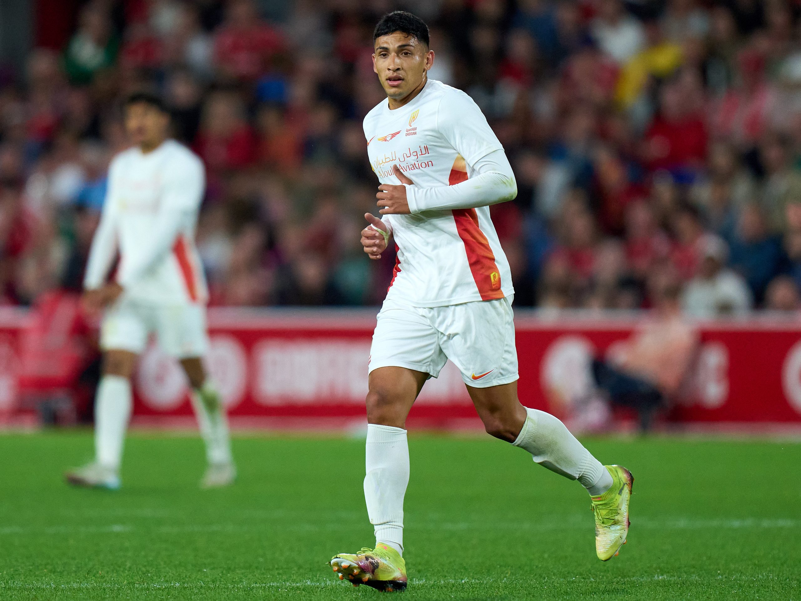 Leverkusen passe à l’action : une offre de 25 M€ pour Ezequiel Fernández ! Leverkusen passe à l’action : une offre de 25 M€ pour Ezequiel Fernández !