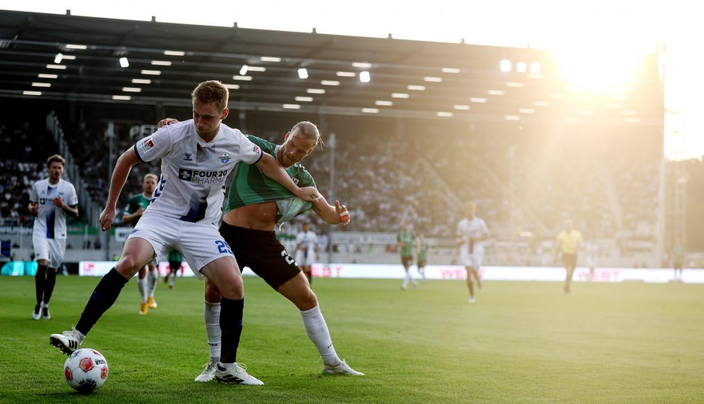 Münster arrache son premier point face à Paderborn grâce à un grand Schenk !
