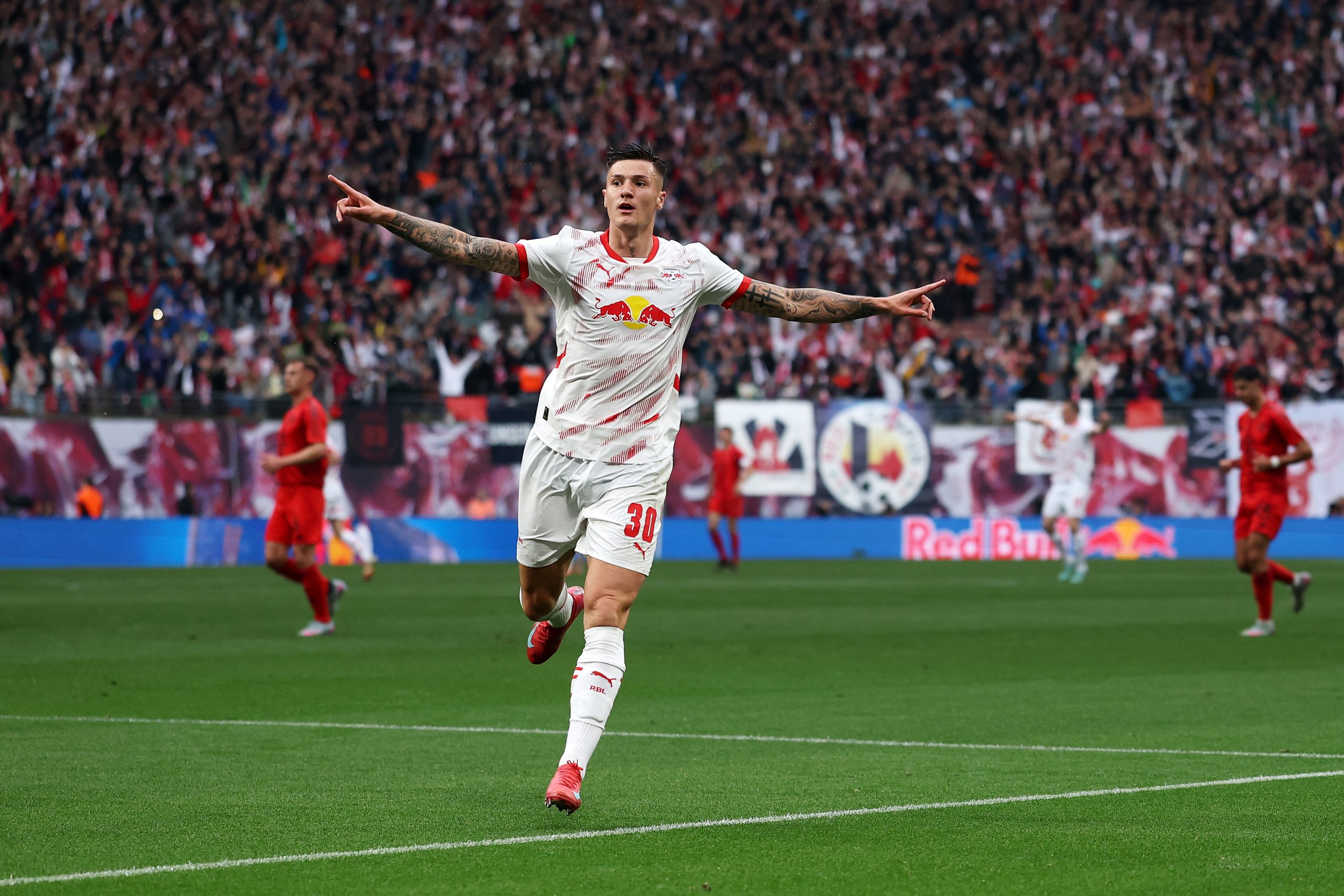 Surprise à Leipzig : Manchester United grille Newcastle pour Benjamin Sesko !