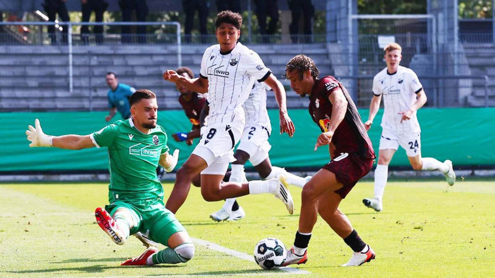 Leipzig a souffert mais a fini par dompter Sandhausen : Banzuzi et Diomande sauvent le RB