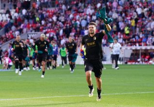 Augsburg frappe fort à Freiburg pour la première de Sandro Wagner en Bundesliga !